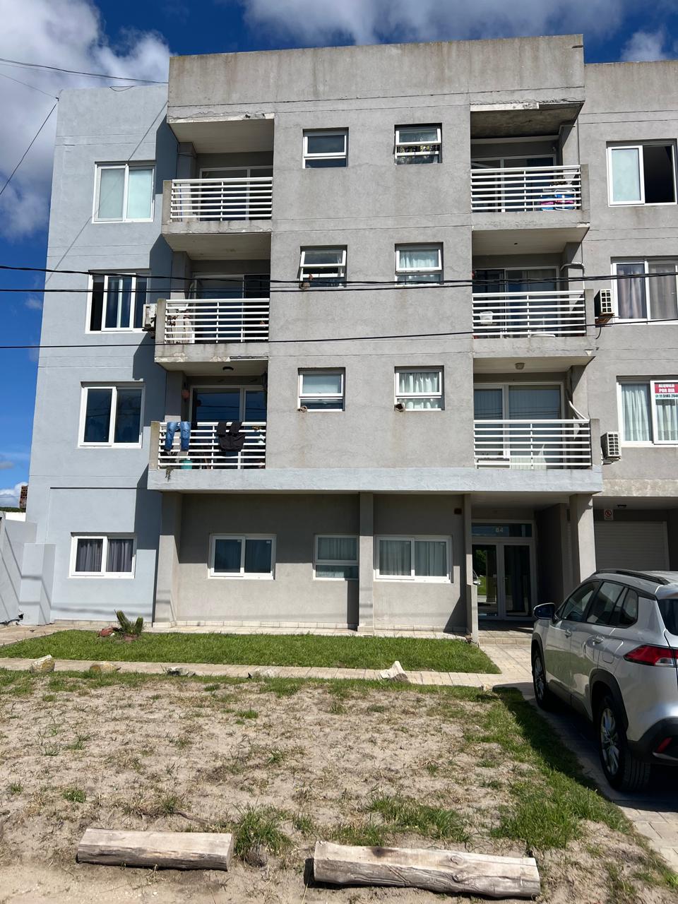 ba69b824-c154-4c8c-8f52-3e8357c27f72