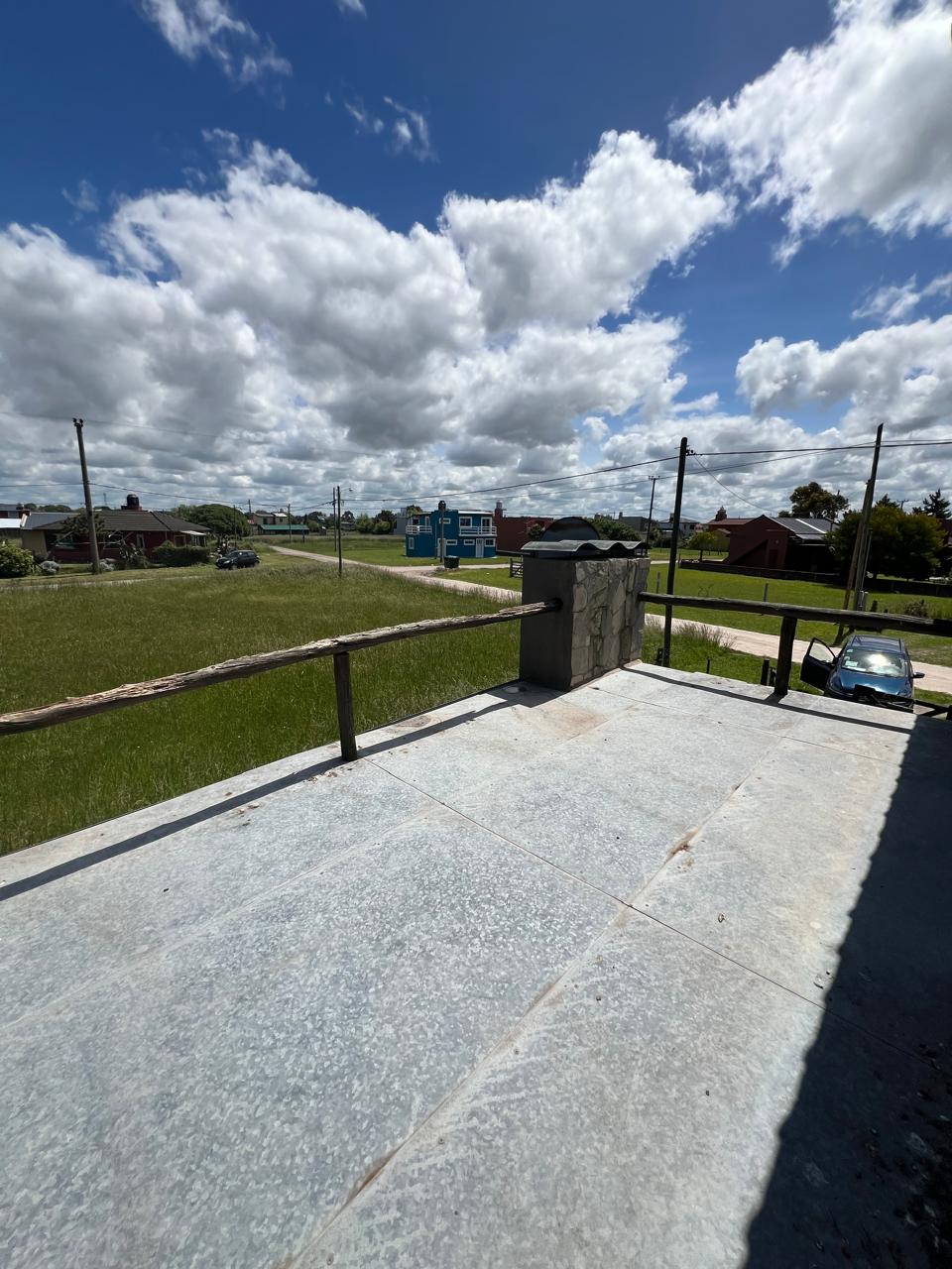 b12e5b31-98a7-41c3-ac0b-e10542c4b44e