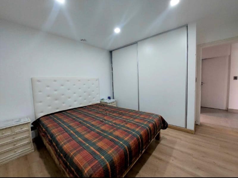 d811a848-3bf9-4cf9-8027-cae78d9e71a9