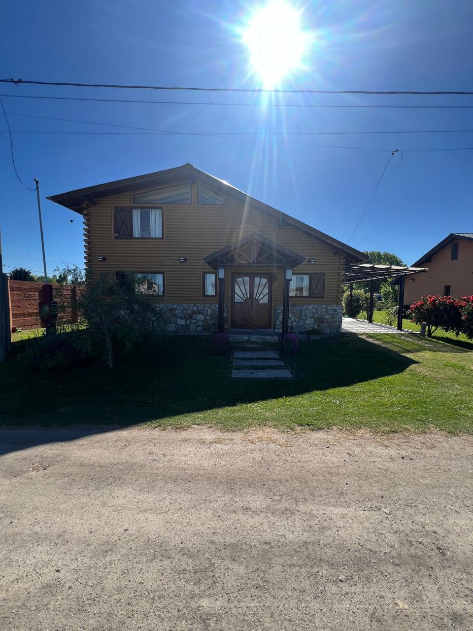 0704acb3-0ff5-417d-9929-8fe029193dea