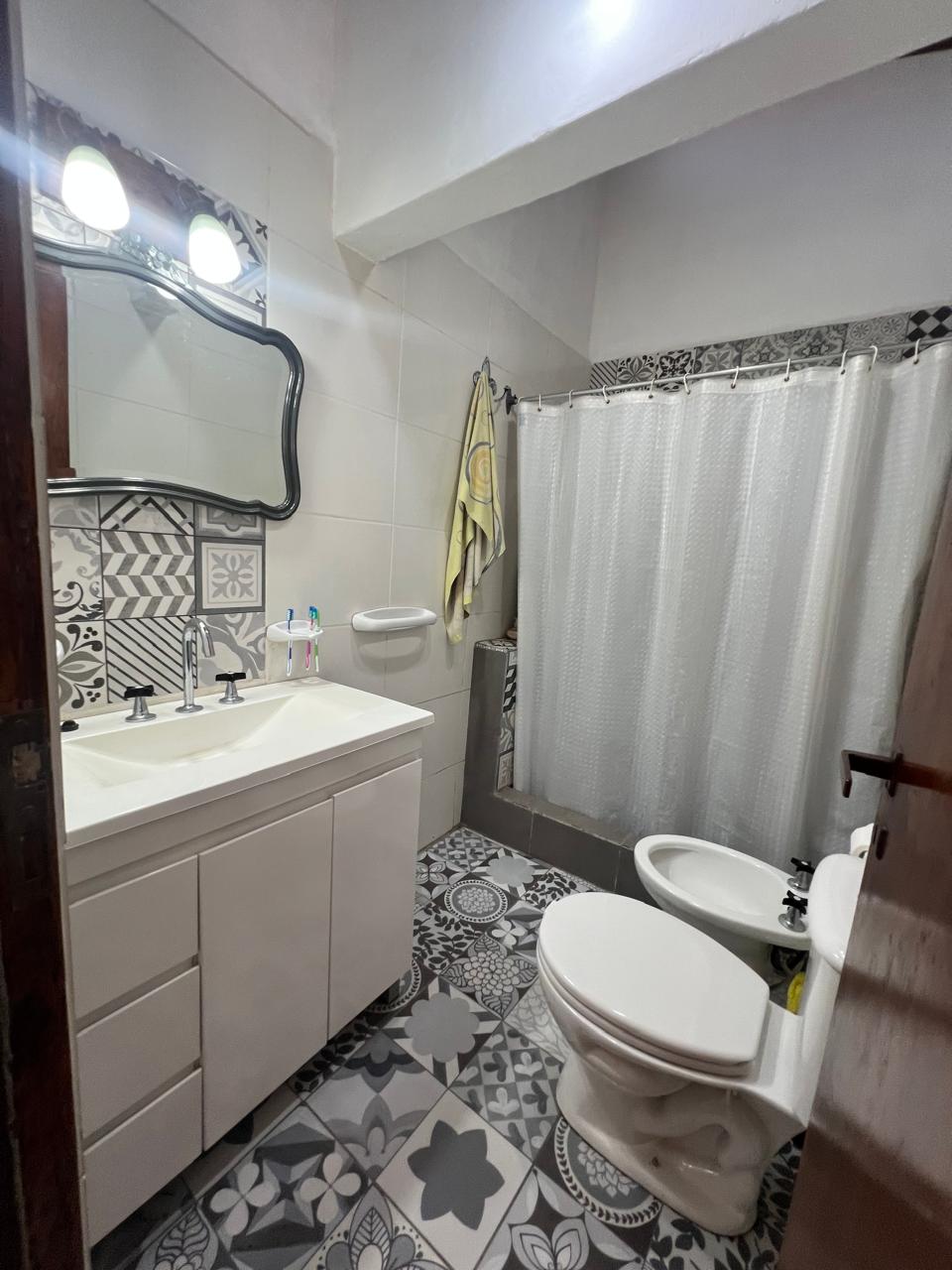 85d7ea0b-c5b9-4dbb-874c-2200b444131b