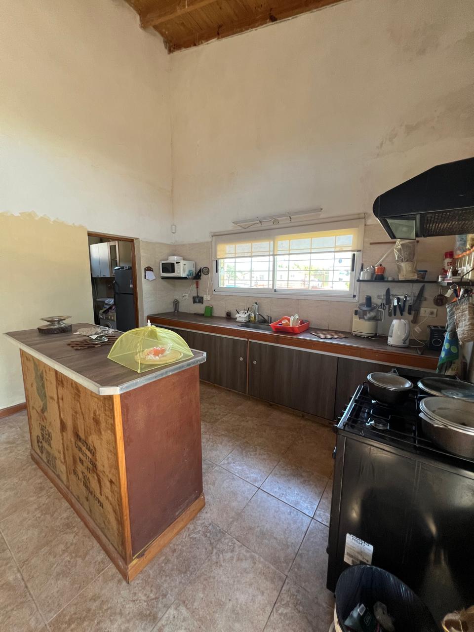 b07f52ad-6ba6-4d90-97c4-978afbe18ad1