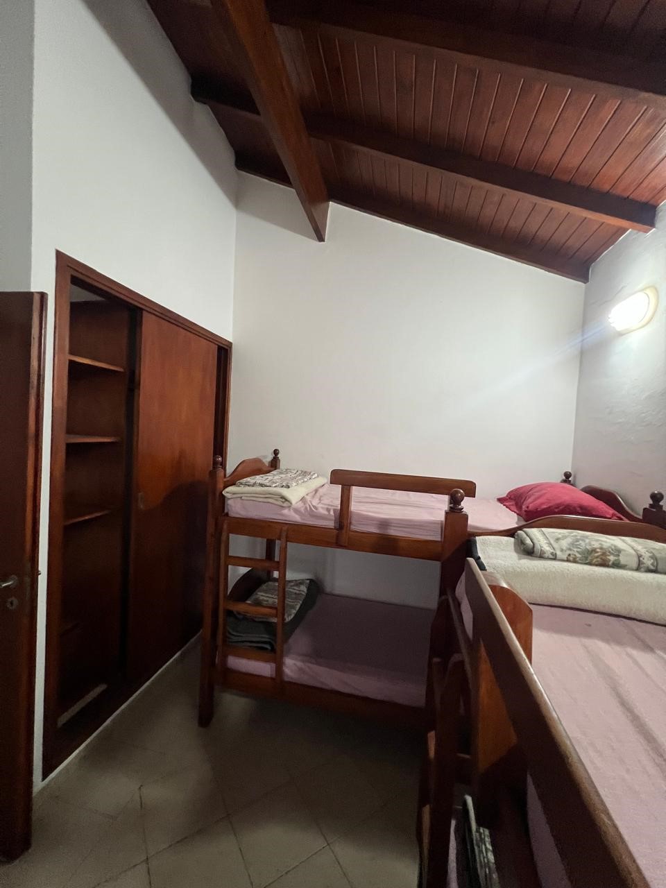 89c940af-b70f-44c0-af5e-bcd8eaa67d74