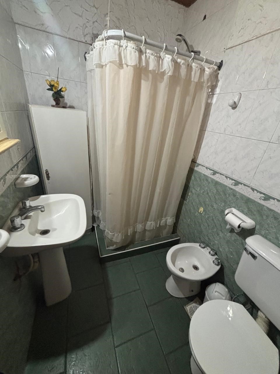 07f6c08e-1e2d-4aaf-ab6c-1609eaec3a26