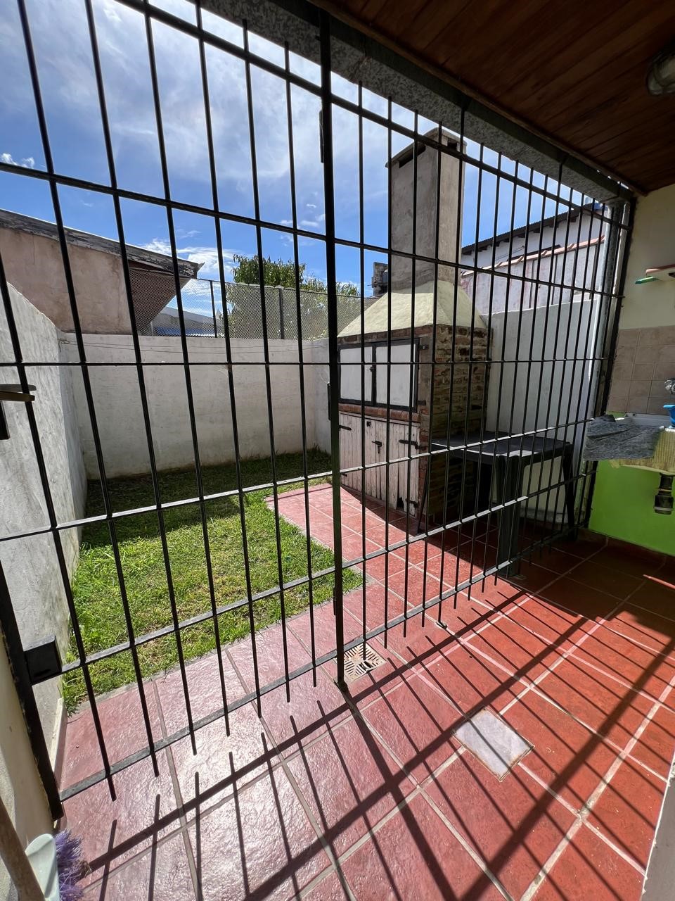 b5d71f54-293f-4082-b017-174aecc0a50e